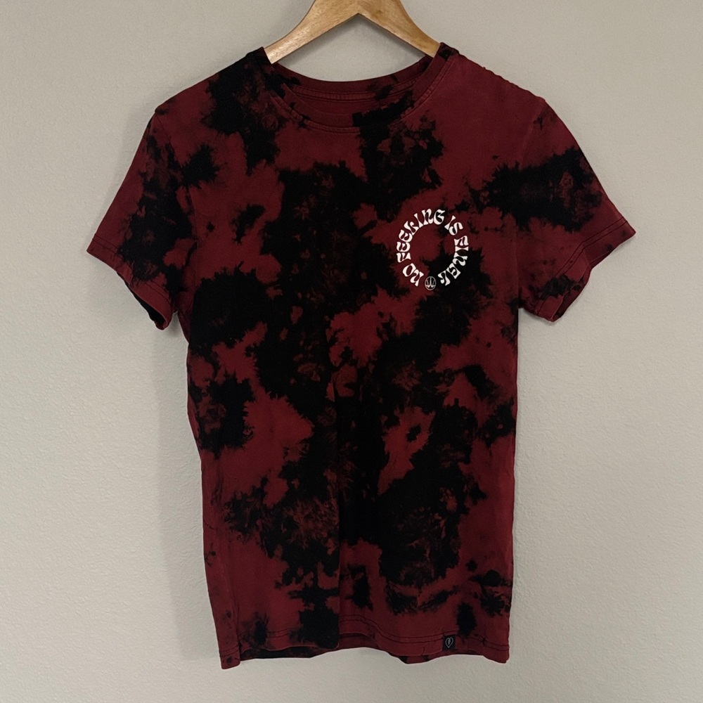 Beautiful Bastard Red Black Tie-Dye Men's T-Shirt NO FEELING IS FINAL Size S